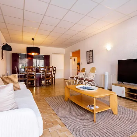 Single-storey For 6 People In Close To The Sea * Valras-Plage